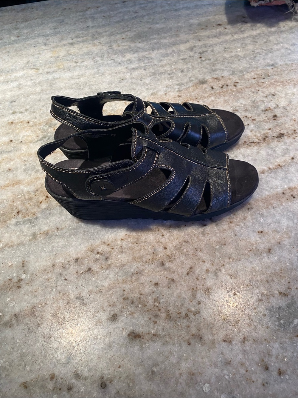 Aerosoles Bog Black Leather Slingback Wedge Sandals